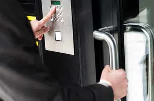 East Syracuse NY Locksmiths Store East Syracuse, NY 315-367-2581 East Syracuse NY Locksmiths Store East Syracuse, NY 315-367-2581